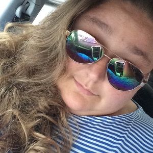 Meet your Posher, Katherine